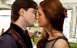 Harry Potter Ginny Kiss Deathly Hallows