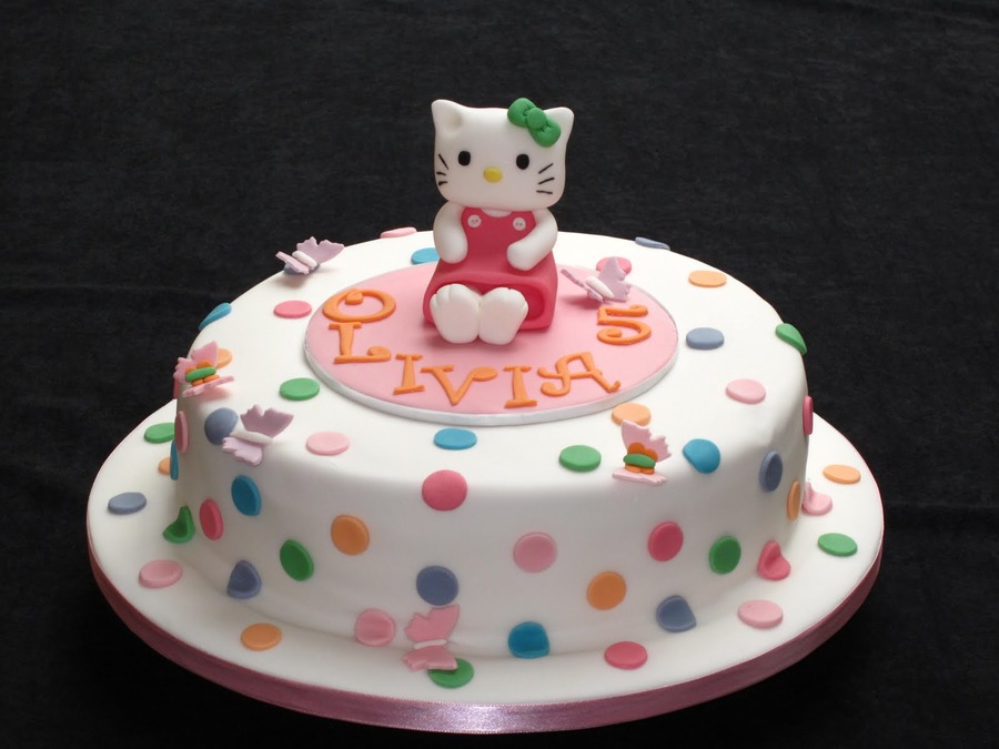 Beautiful Hello Kitty Cake
