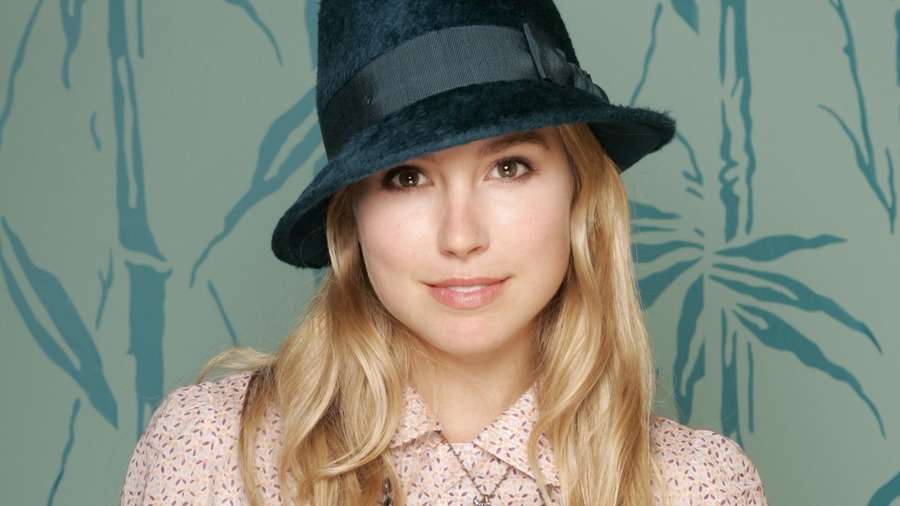 Seychelle Gabriel desktop Wallpapers