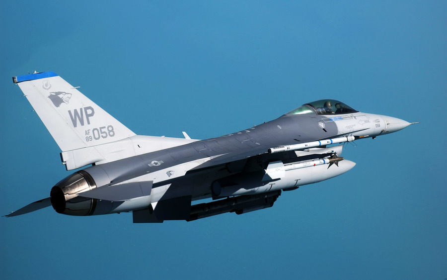 F 16 Fighting Falcon At Kunsan Air Base