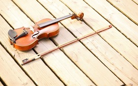 Violin Wide