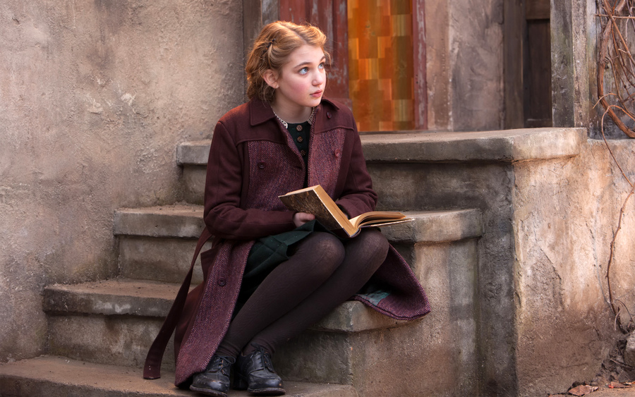 Sophie Nelisse In The Book Thief
