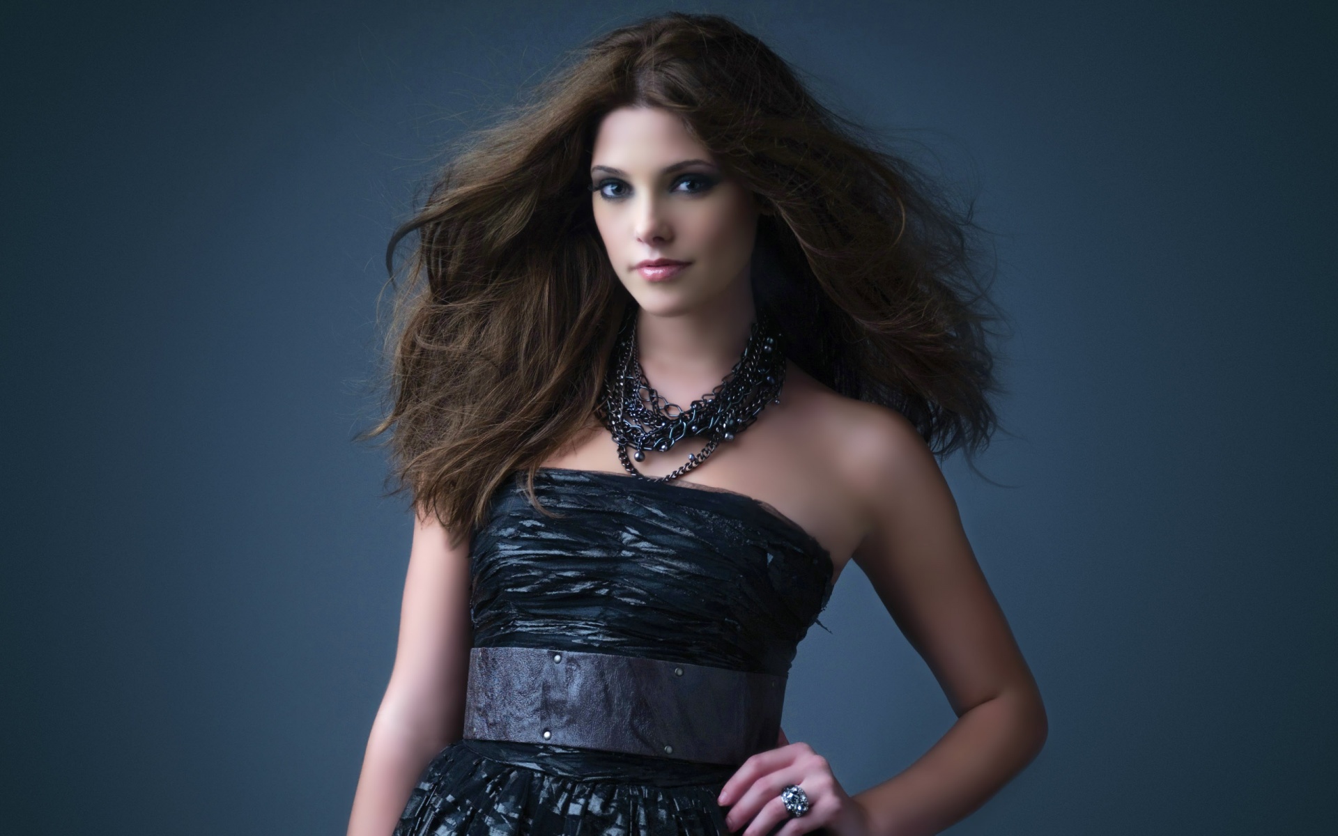 Ashley Greene in twilight