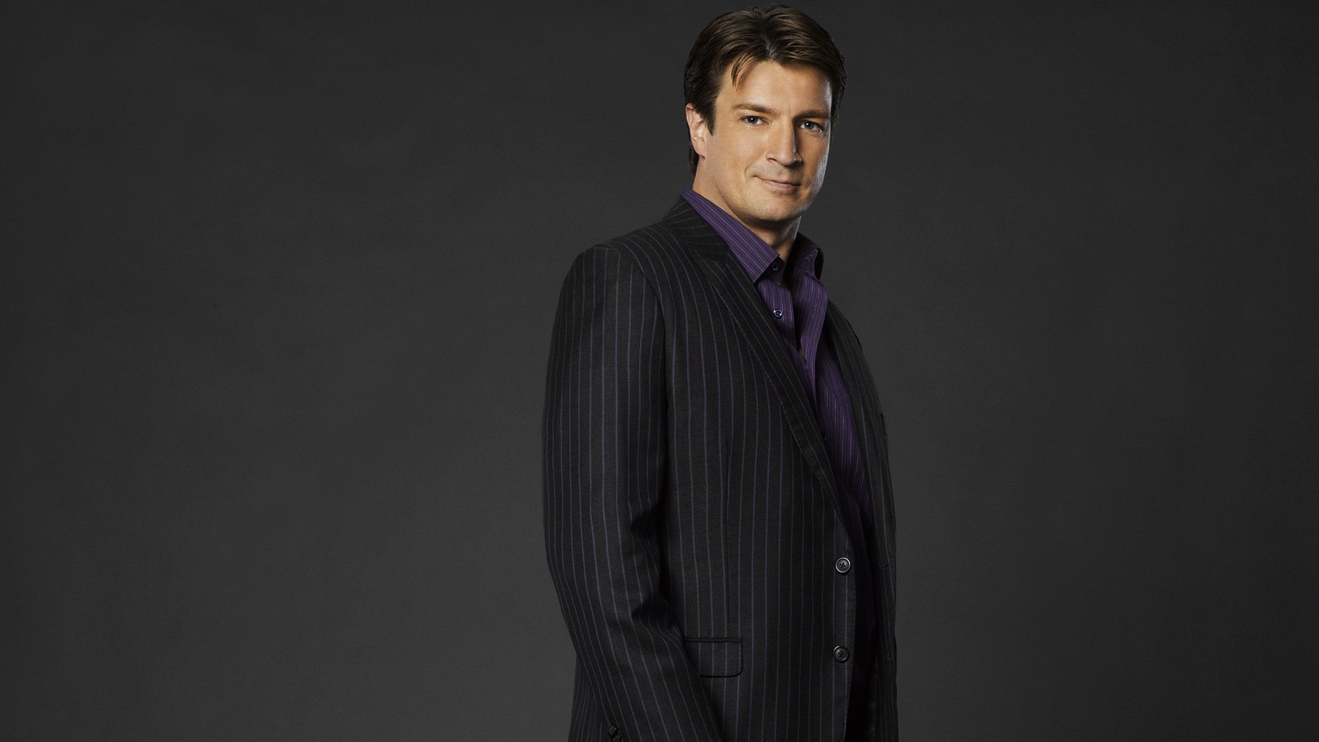 Next photo of Nathan Fillion